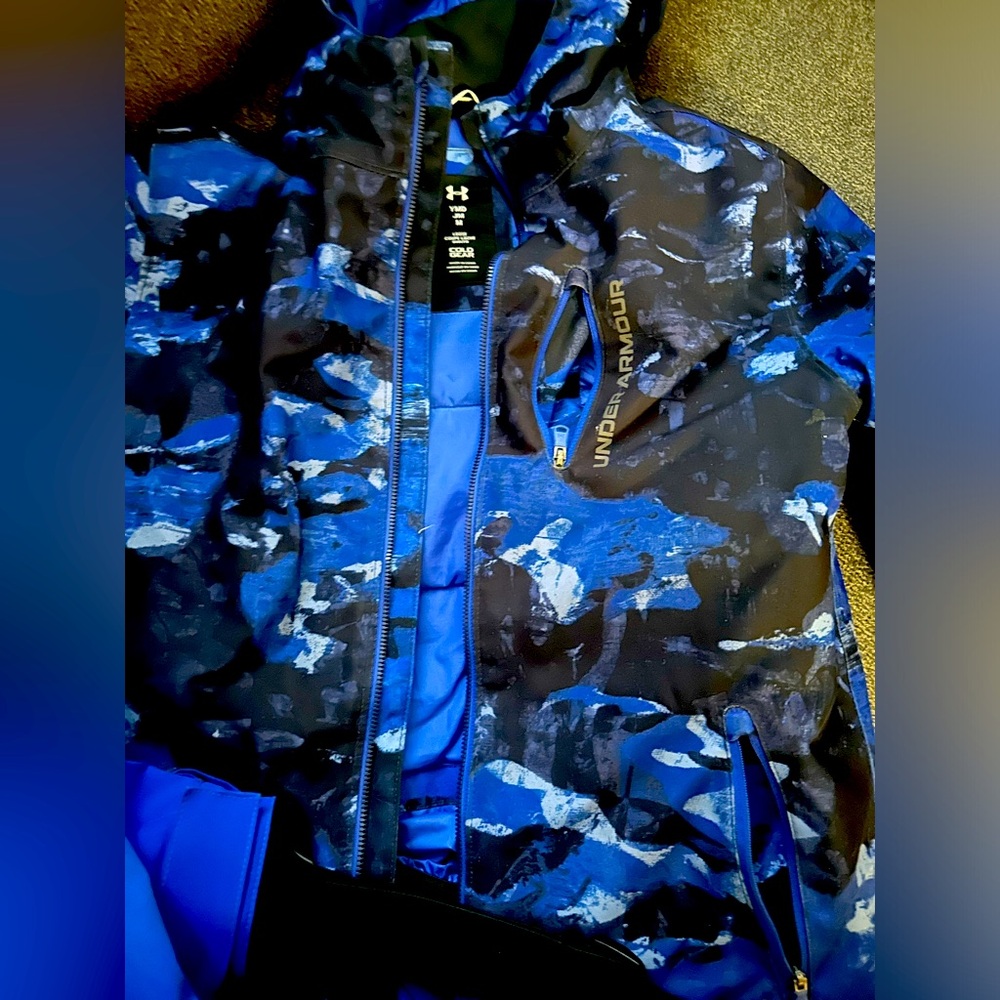 Under armour snow suit